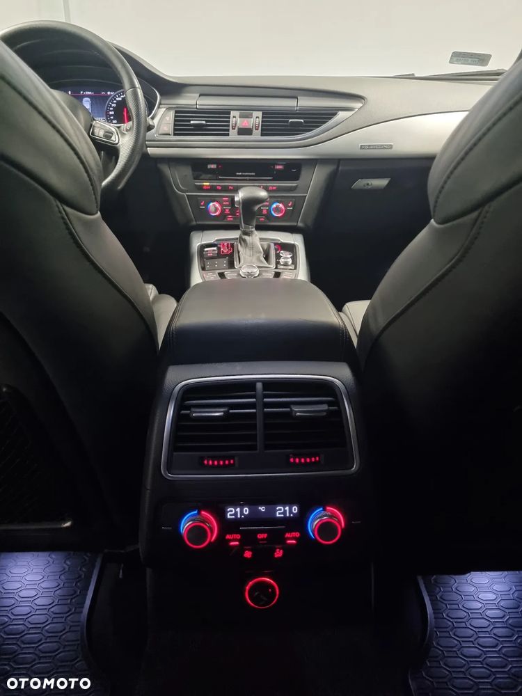 Audi A7 Sportback 3.0 TDI quattro S tronic sport selection - 19