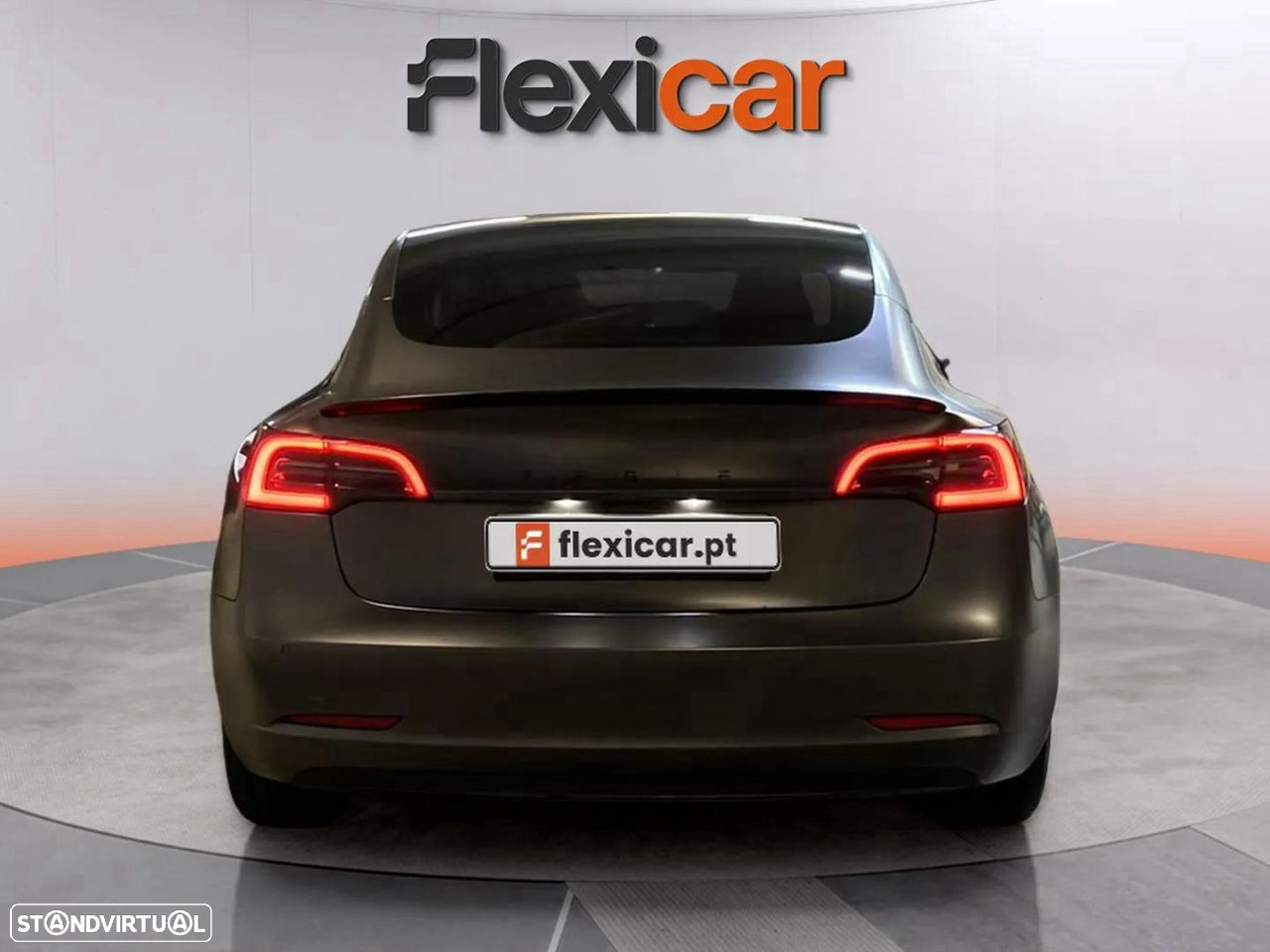 Tesla Model 3 Standard Range Plus RWD - 5