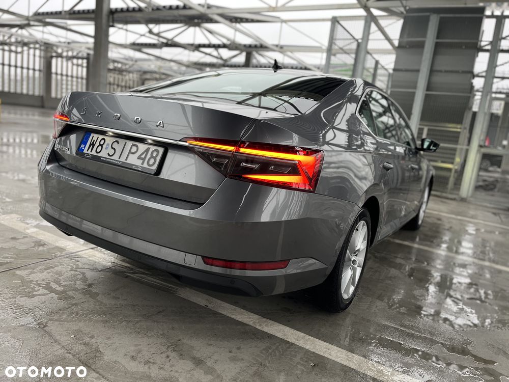 Skoda Superb 2.0 TDI SCR Ambition DSG - 7