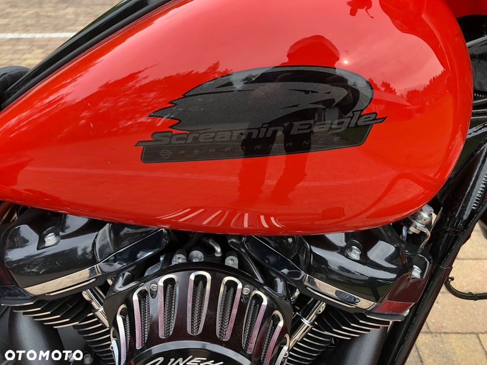 Harley-Davidson Touring Street Glide - 14