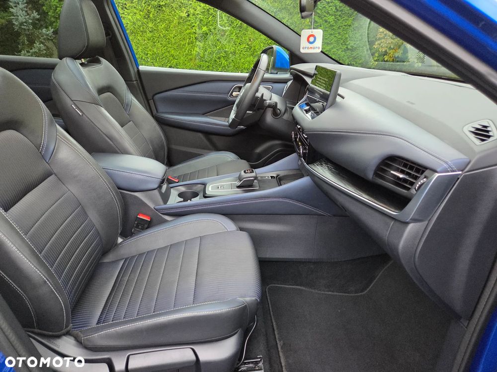 Nissan Qashqai 1.3 DIG-T MHEV Xtronic Tekna - 28