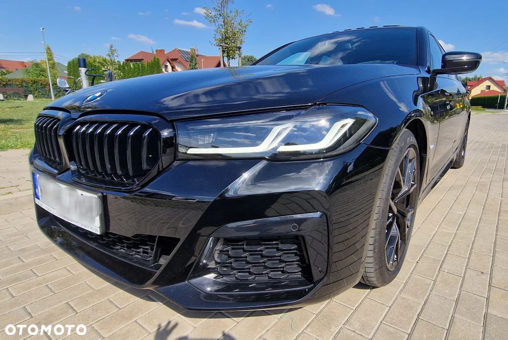 BMW Seria 5 520i - 7