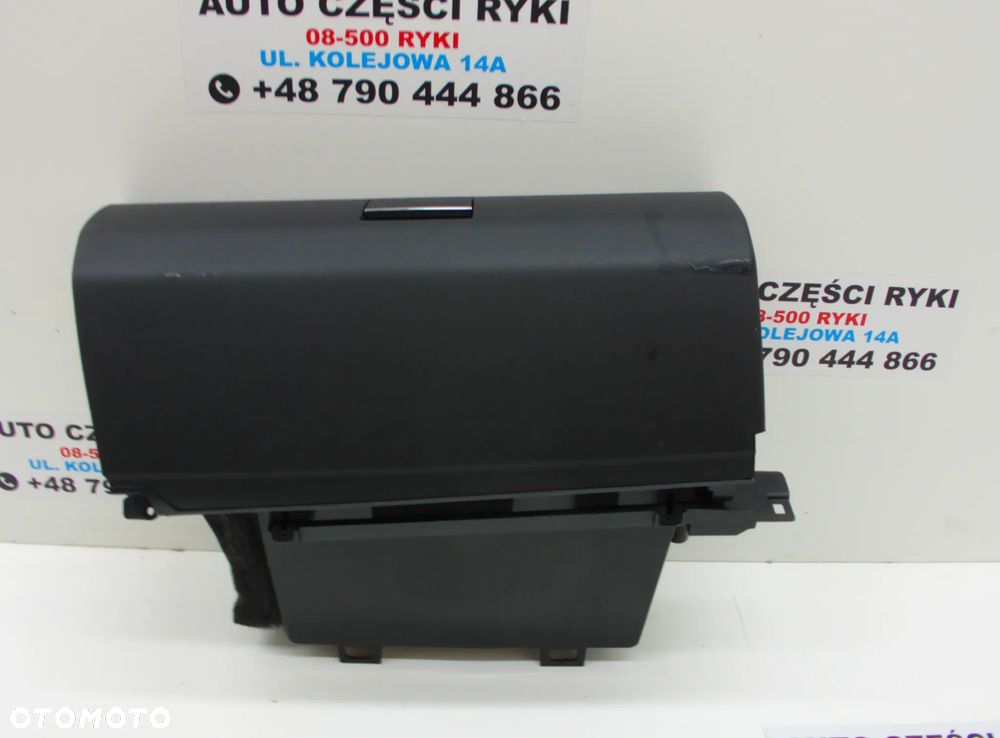 MERCEDES B Klasa Schowek Pasażera - 2