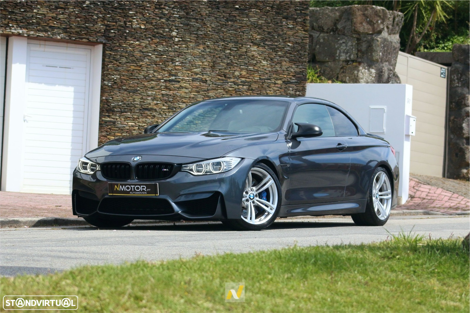 BMW M4 Auto - 30