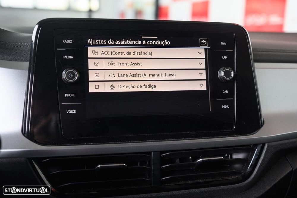 VW T-Roc 1.0 TSI Urban - 55