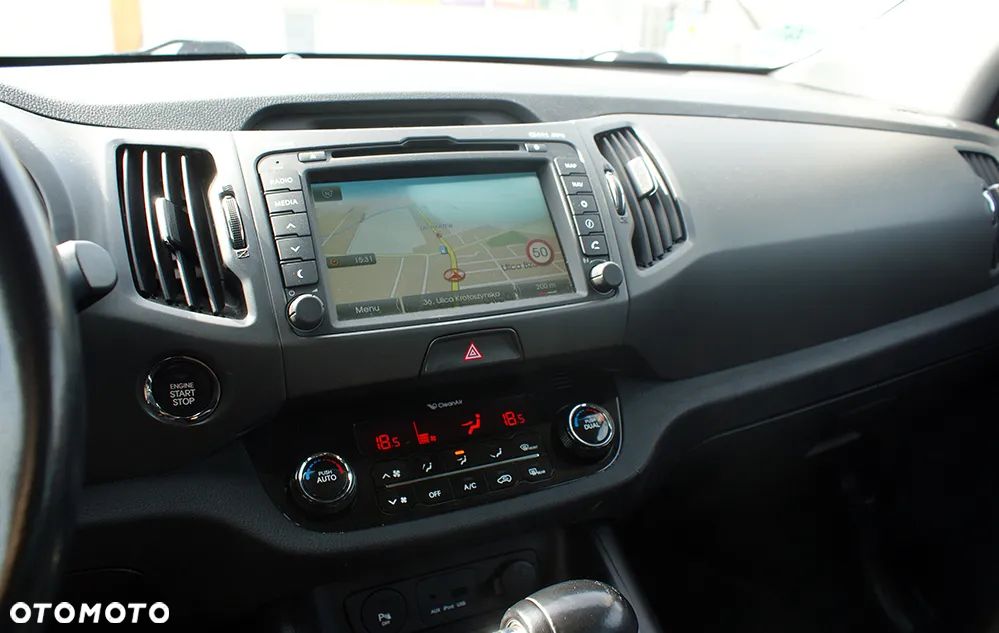 Kia Sportage 2.0 CRDI 4WD Automatik Fifa World Cup Edition - 14