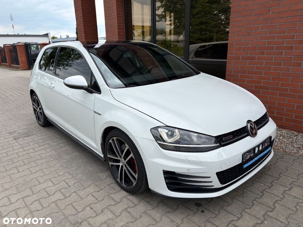 Volkswagen Golf GTD 2.0 TDI SCR DSG - 2