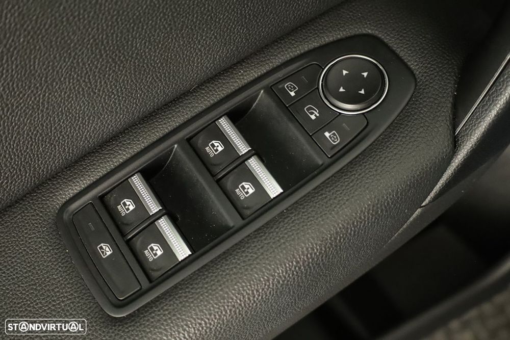 Renault Captur 1.0 TCe Techno Bi-Fuel - 22