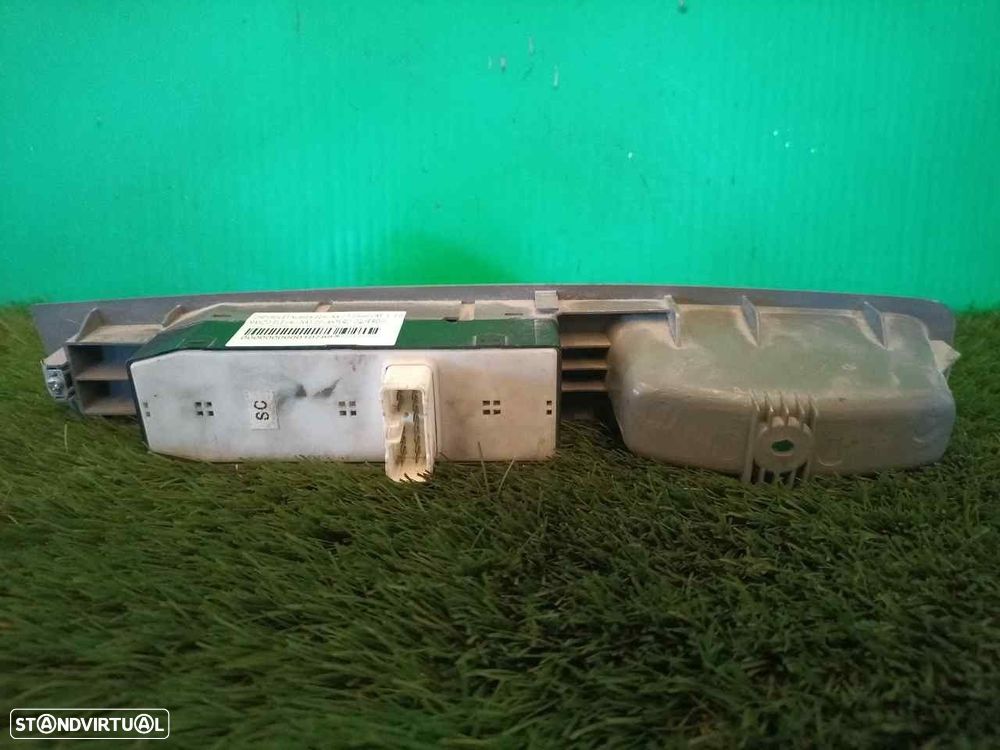 COMANDO ELEVADOR DE VIDRO FRONTAL ESQUERDO CHEVROLET LACETTI 2007 - - 1