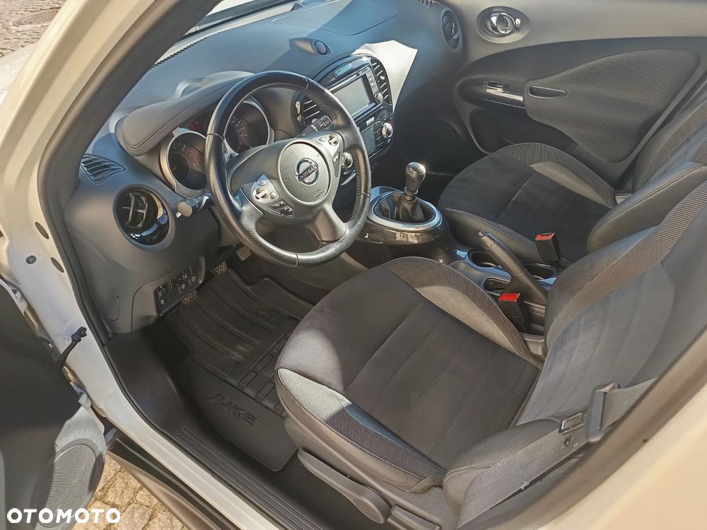 Nissan Juke 1.2 DIG-T N-Connecta EU6 - 9