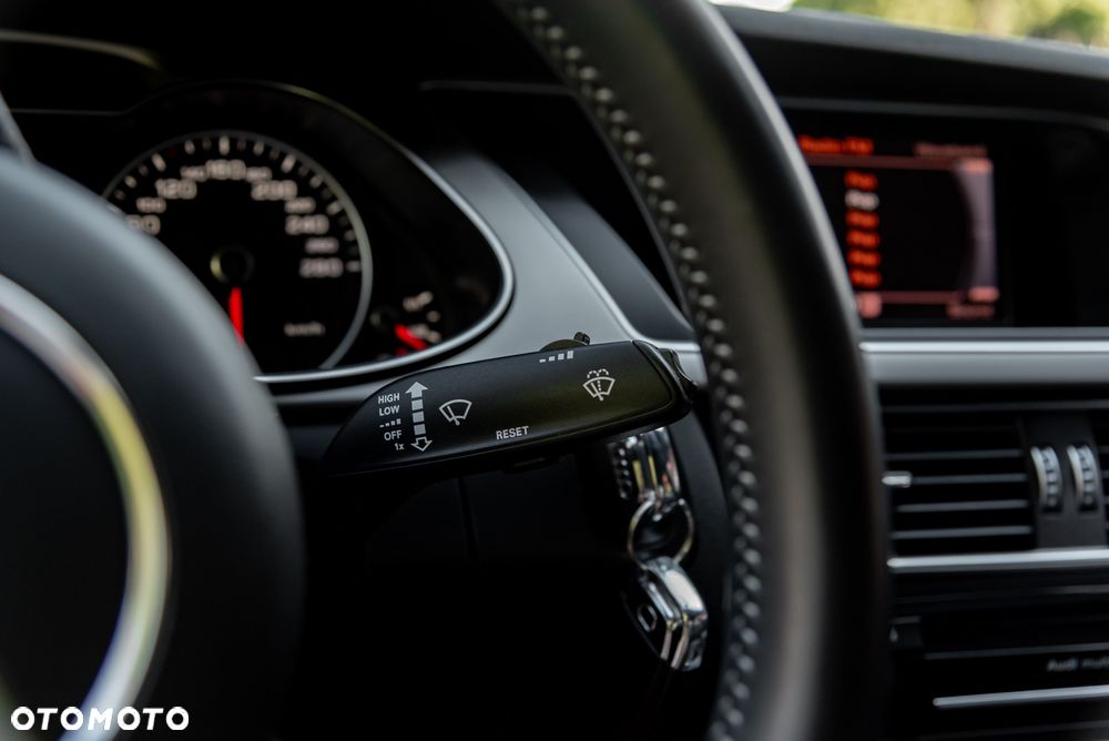 Audi A4 Limousine 2.0 TFSI quattro S tronic S line Sportpaket (plus) - 32