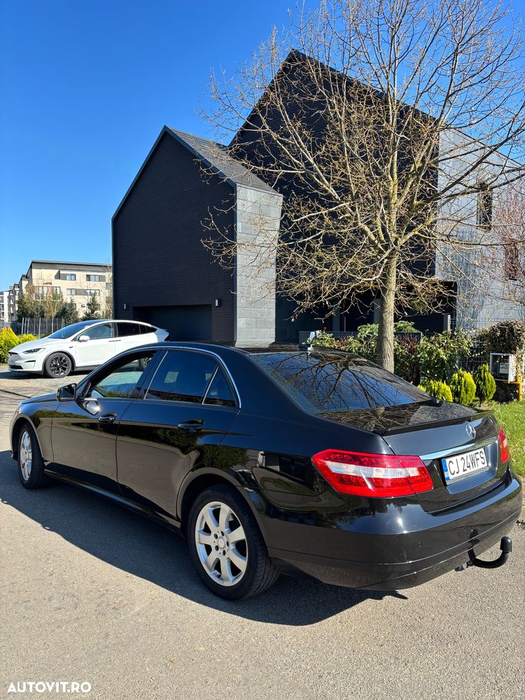Mercedes-Benz E 200 CDI DPF BlueEFFICIENCY Automatik - 3