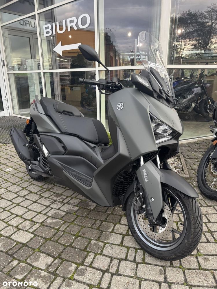 Yamaha X-max - 4