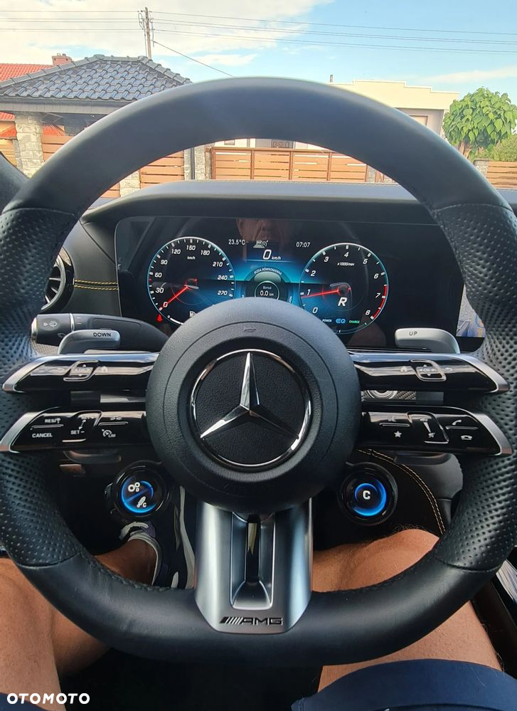 Mercedes-Benz AMG GT 53 4-Matic+ - 10