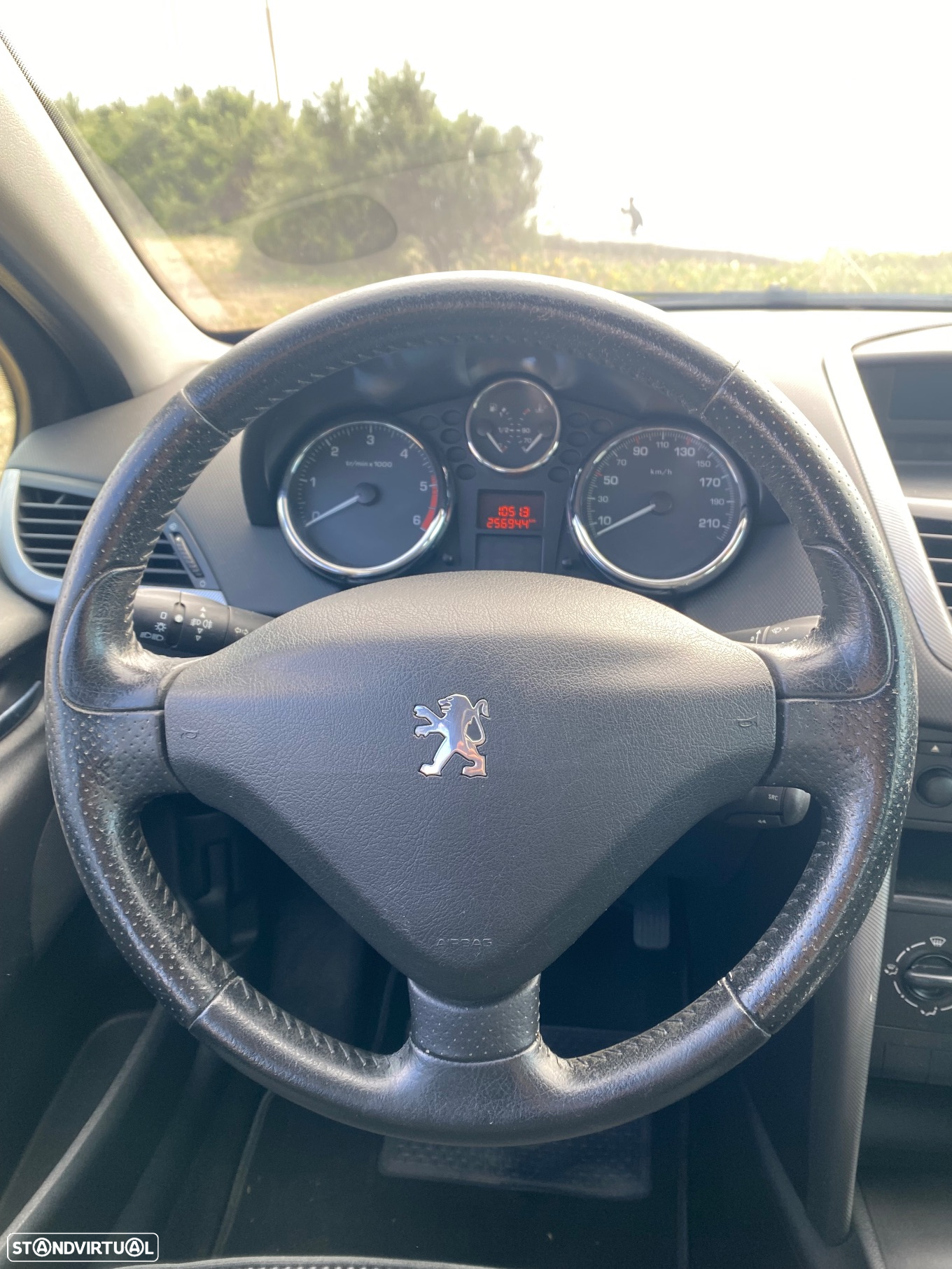 Peugeot 207 1.4 HDi Urban - 8