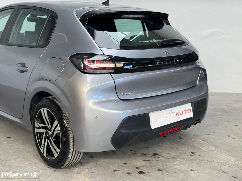 Peugeot 208 1.2 PureTech Active - 12