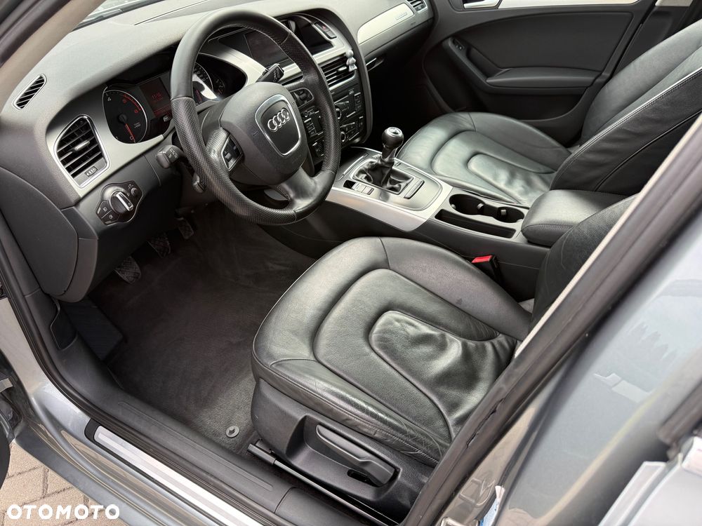 Audi A4 Avant - 26