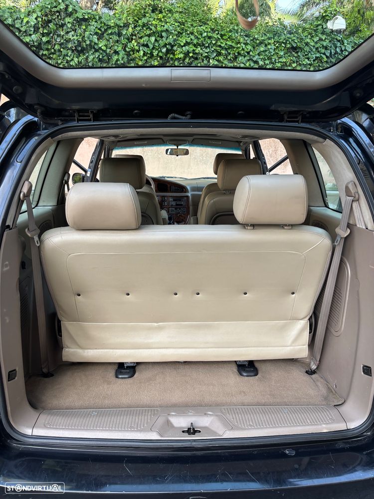 Kia Carnival 2.9 TDi LS Top - 12