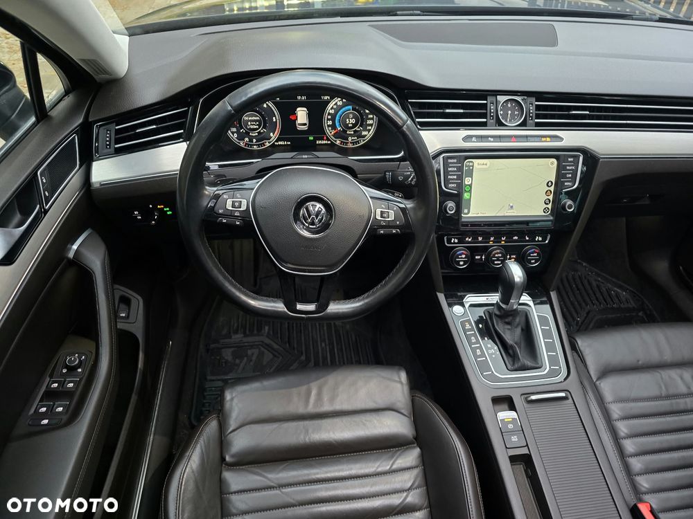 Volkswagen Passat 2.0 TDI Bi-Turbo BMT 4Mot Highline DSG - 8