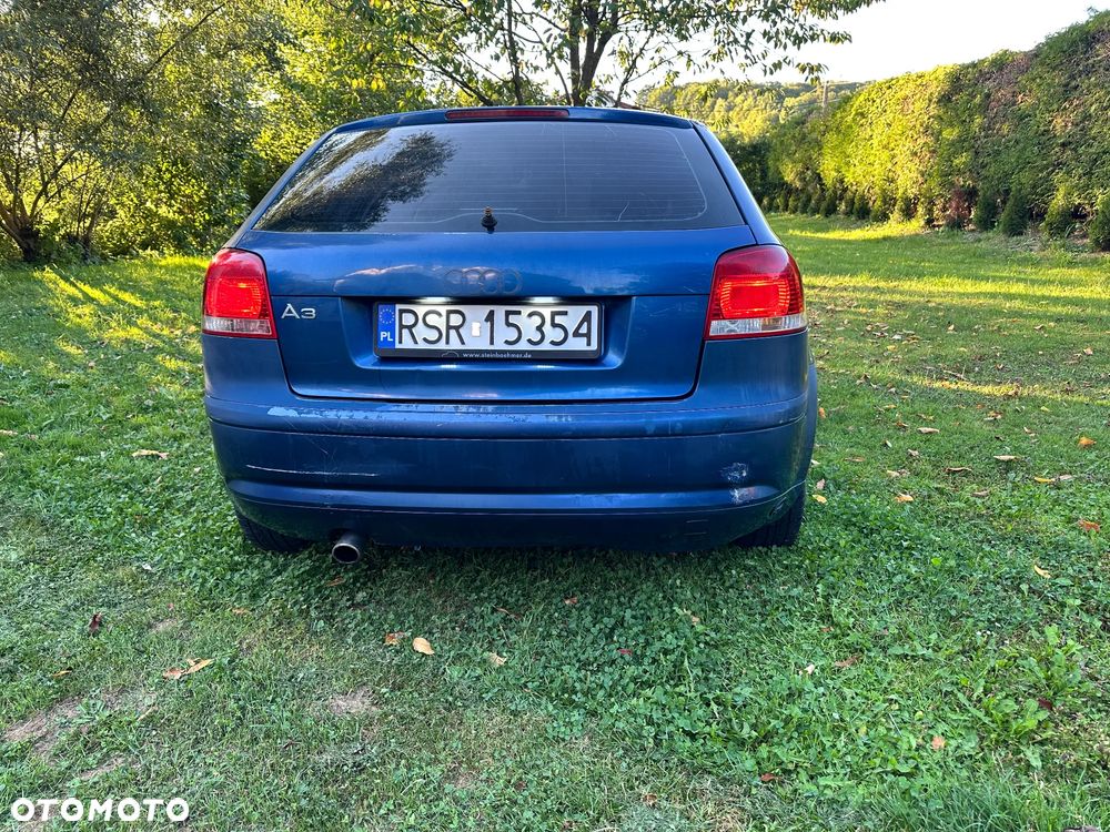 Audi A3 3-drzwiowe 1.6 Ambiente - 2