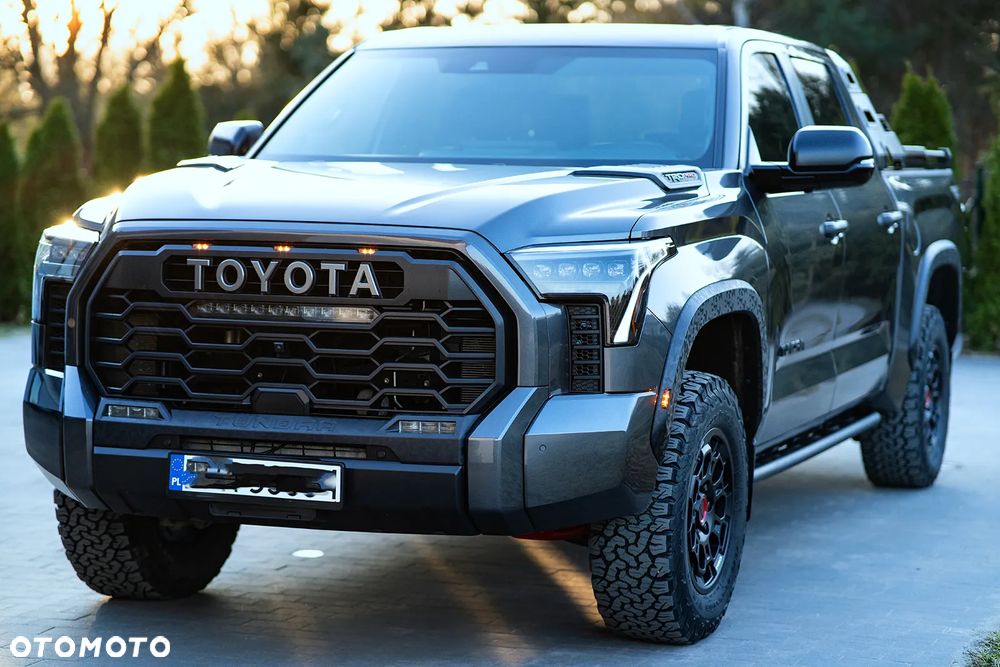 Toyota Tundra - 9