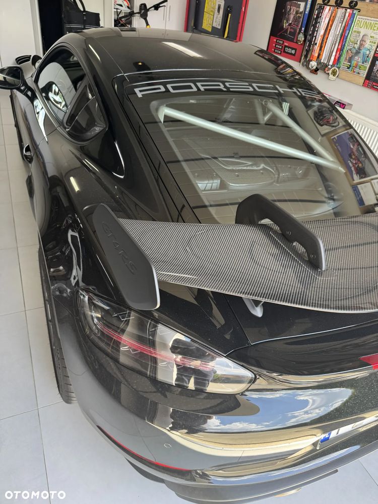 Porsche 718 Cayman - 15