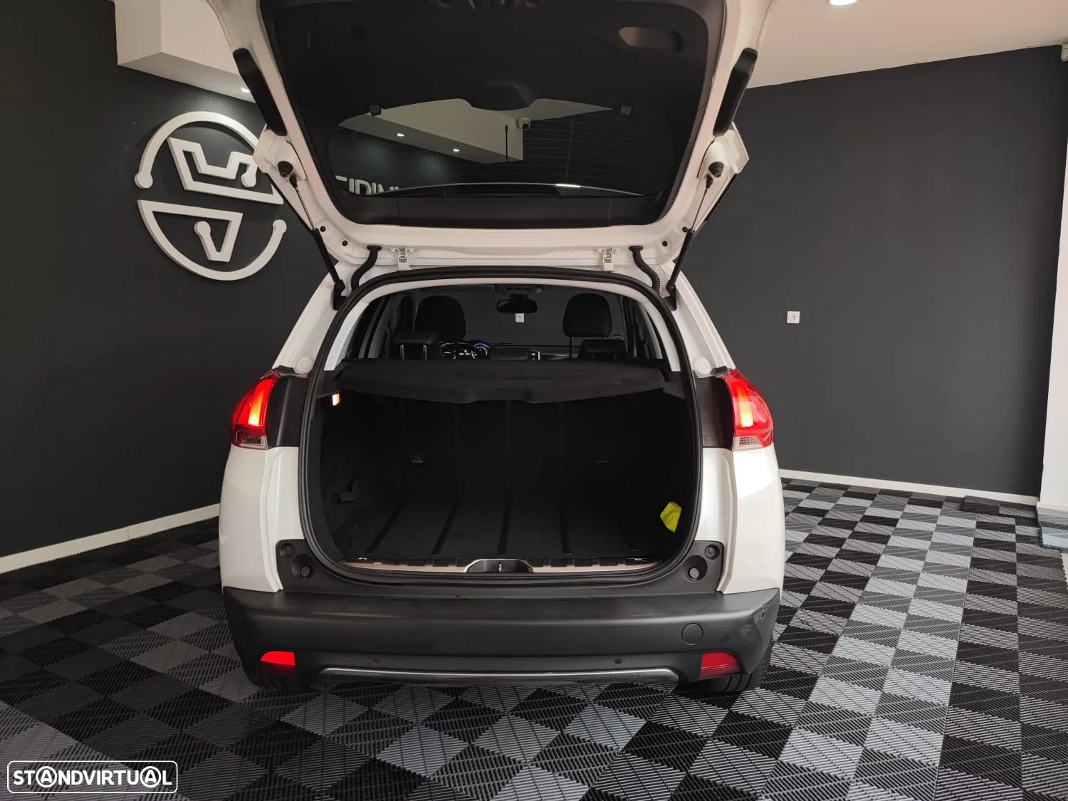 Peugeot 2008 1.4 HDi Allure - 46
