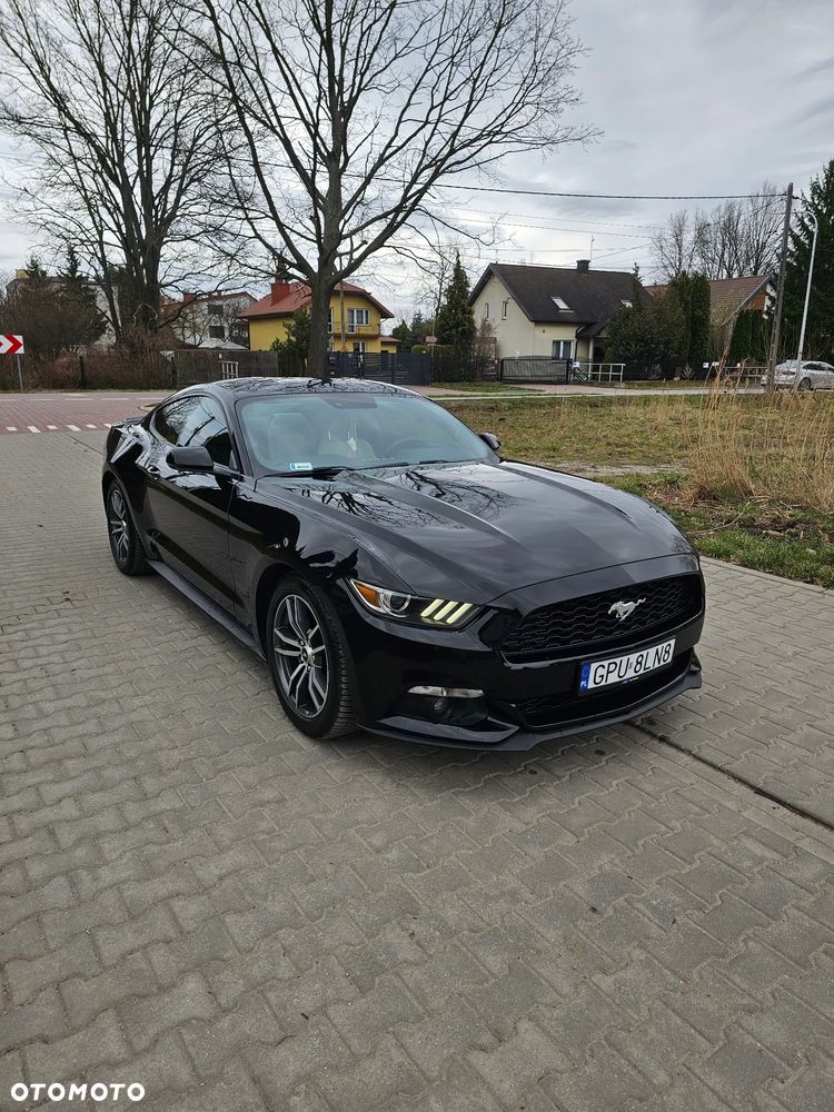 Ford Mustang - 5
