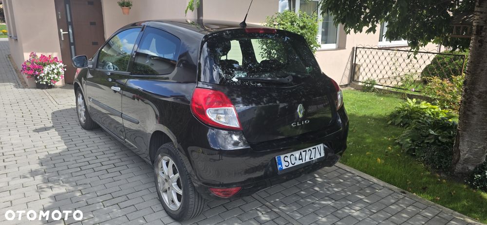 Renault Clio - 3