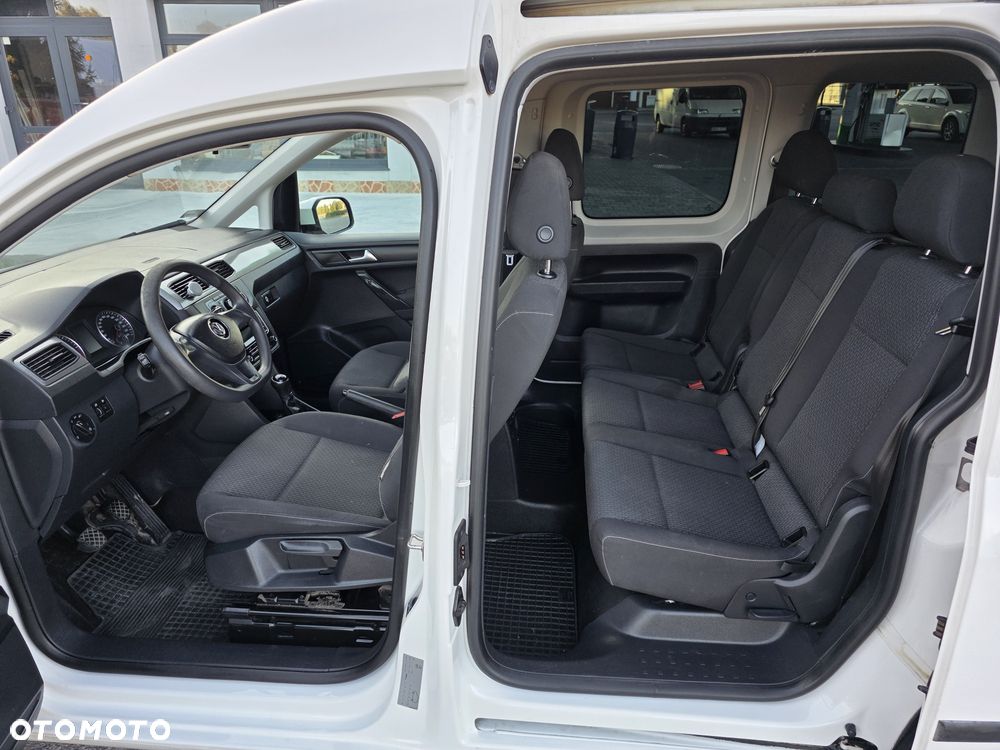 Volkswagen Caddy - 10