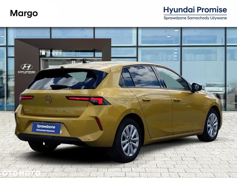 Opel Astra 1.2 T Edition S&S - 4