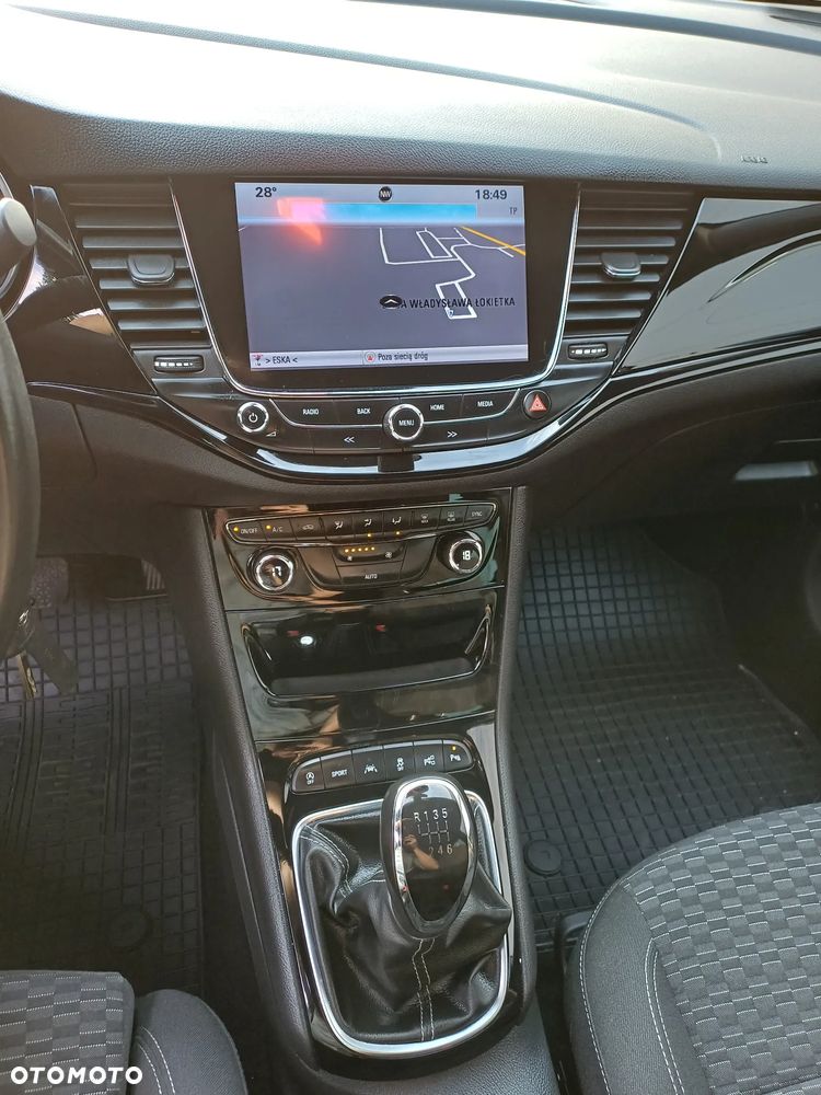 Opel Astra 1.6 CDTI Dynamic S&S - 19