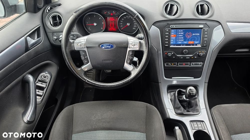 Ford Mondeo SW - 9