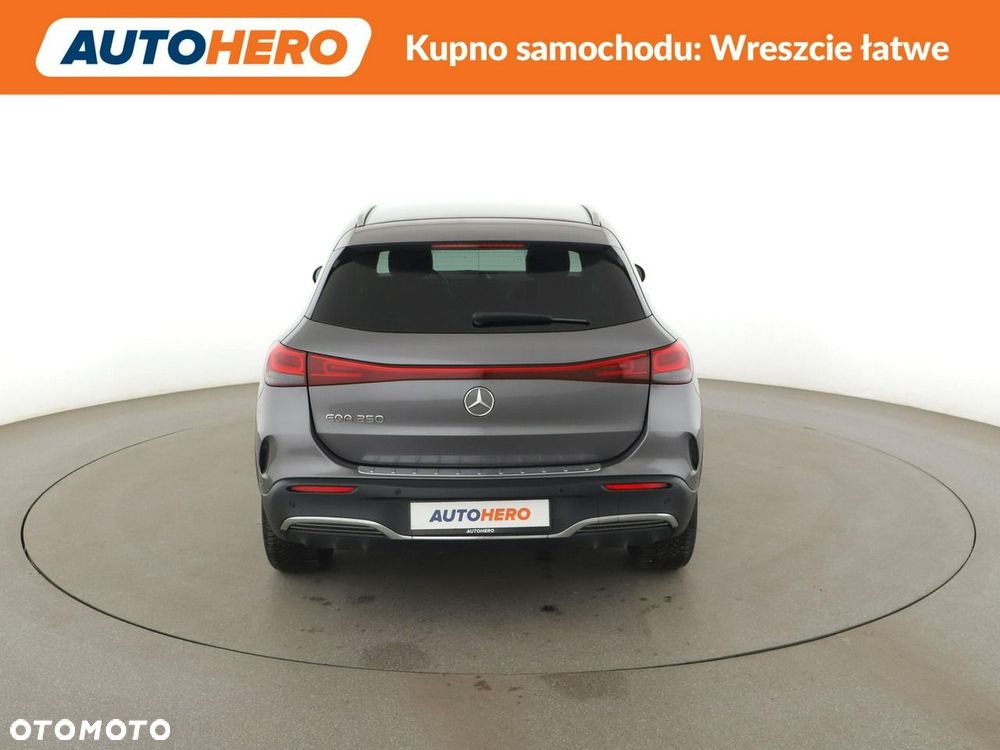 Mercedes-Benz EQA 250 AMG Line - 8