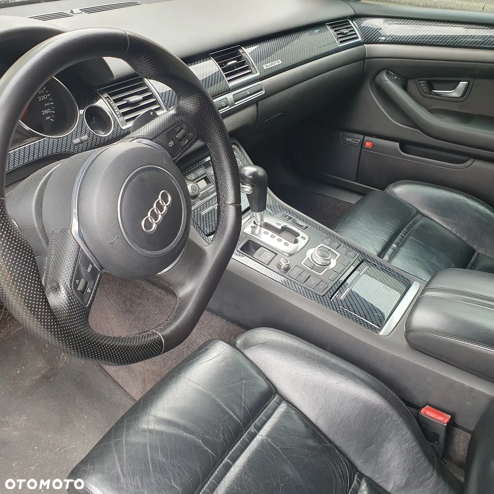 Audi A8 - 16