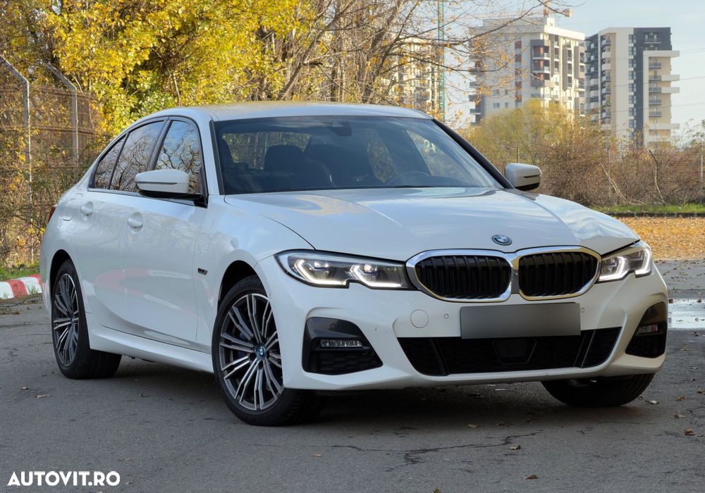 BMW Seria 3 330e Aut. M Sport - 1