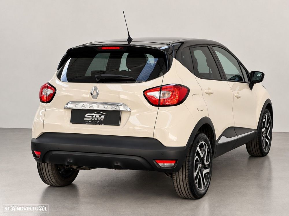 Renault Captur 0.9 TCE Exclusive - 4