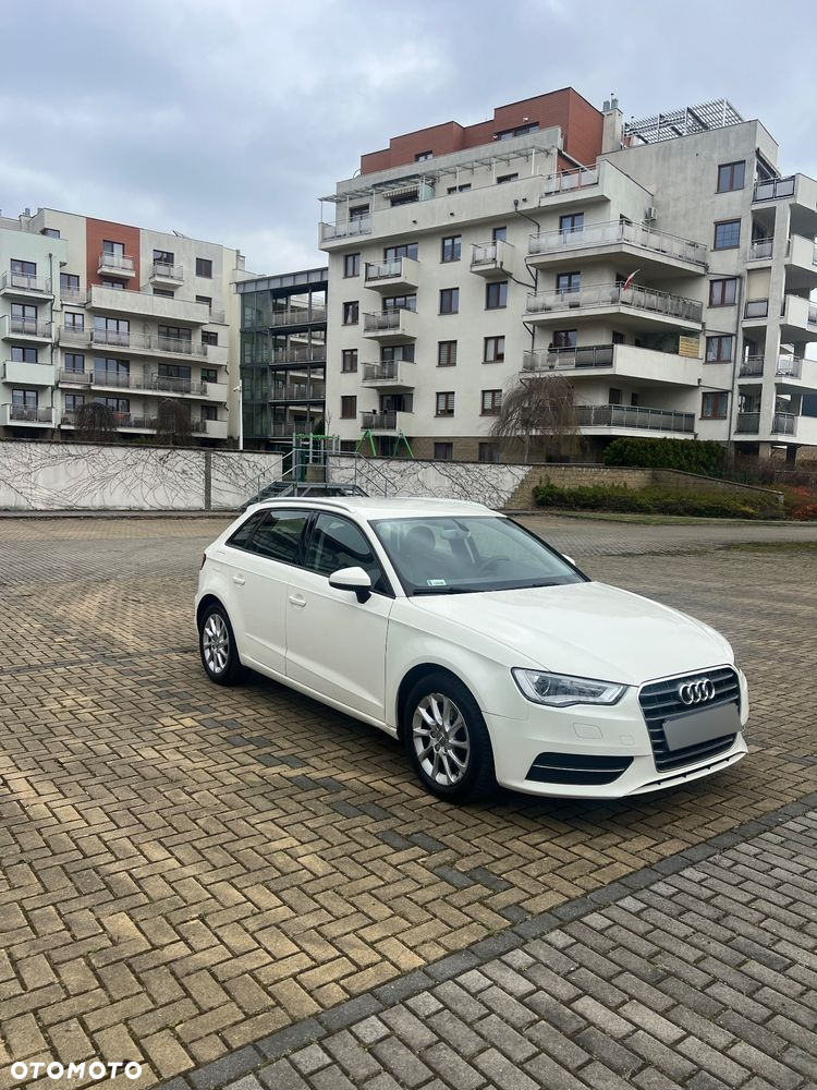 Audi A3 1.4 TFSI Ambiente - 9