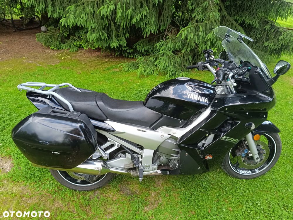 Yamaha FJR - 8
