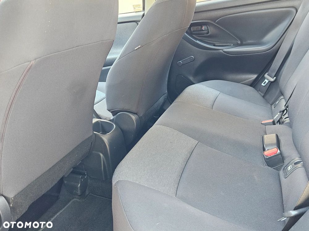 Toyota Yaris 1.0 Active - 9
