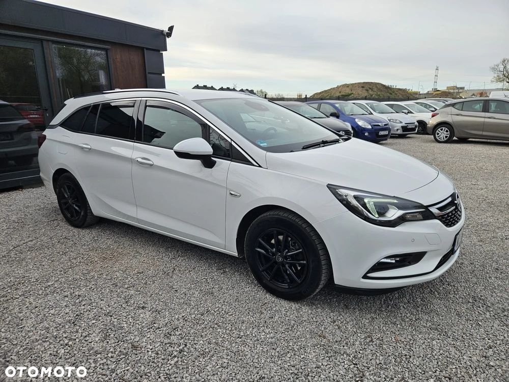 Opel Astra 1.4 Turbo Start/Stop Innovation - 11
