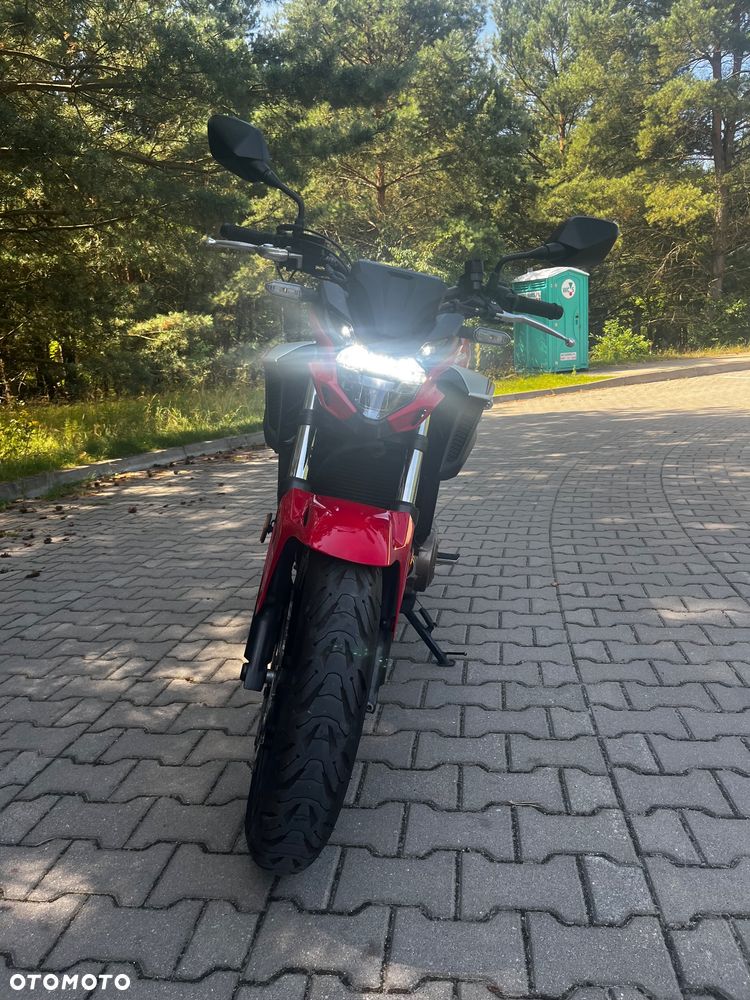 Honda CB - 2