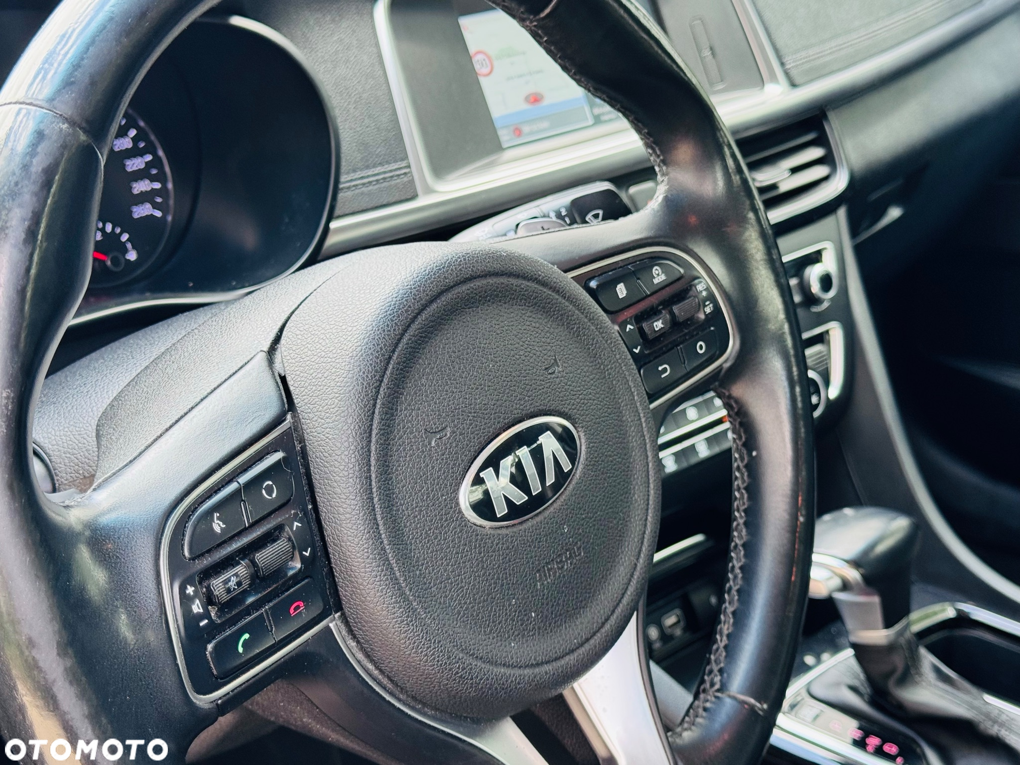 Kia Optima 1.7 CRDI XL DCT - 29