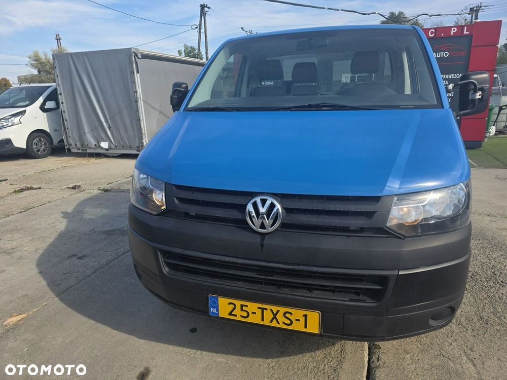 Volkswagen Transporter - 2
