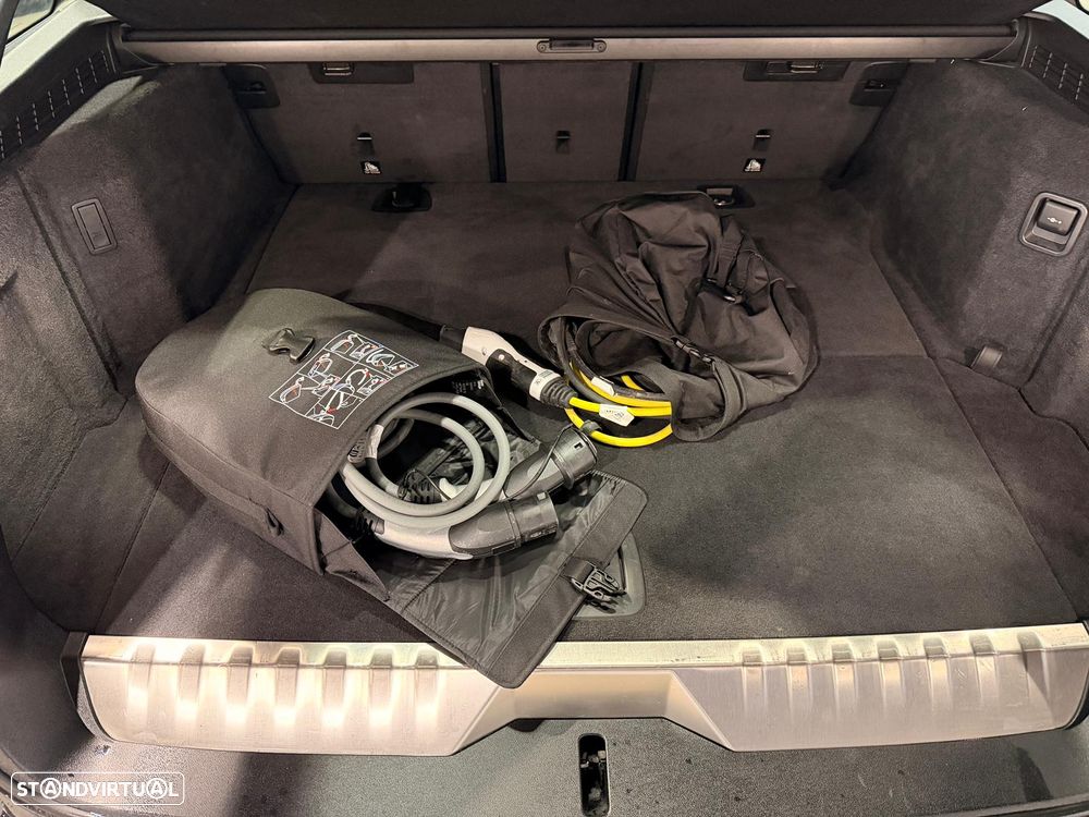 BMW 530 e Pack Desportivo M - 18