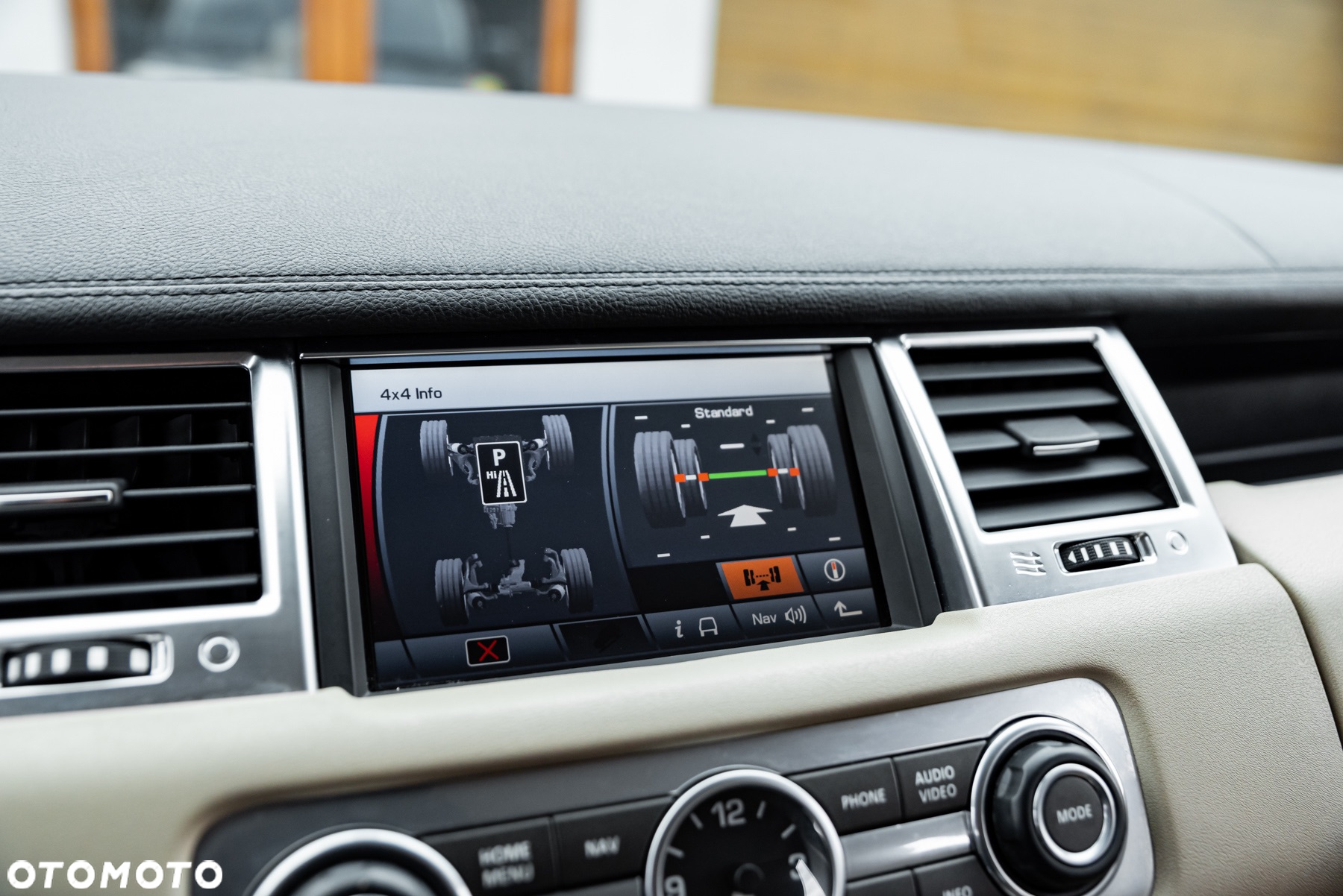 Land Rover Range Rover Sport TDV6 HSE - 34