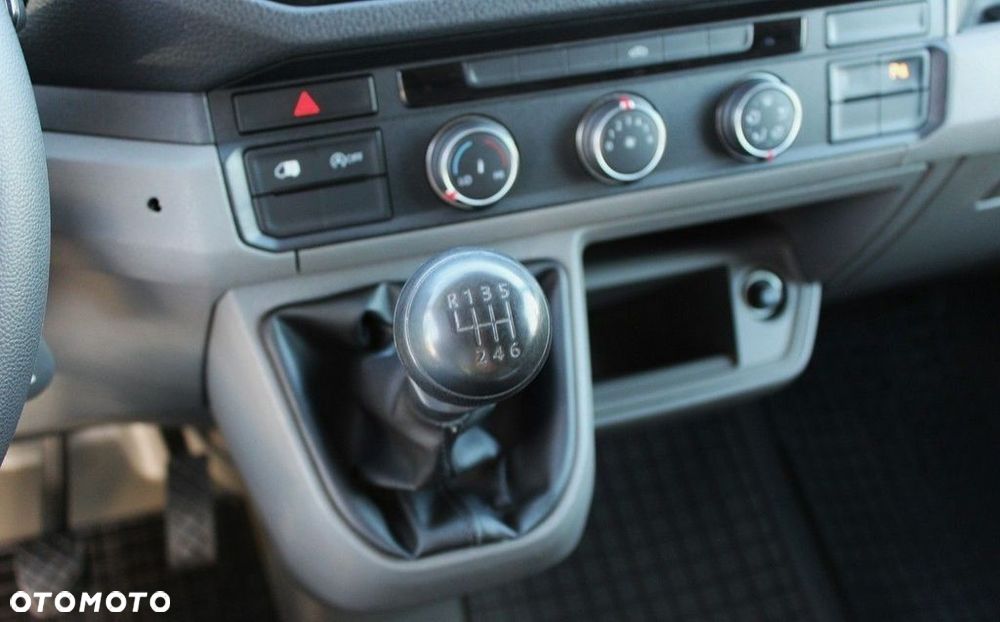 Volkswagen Crafter - 21