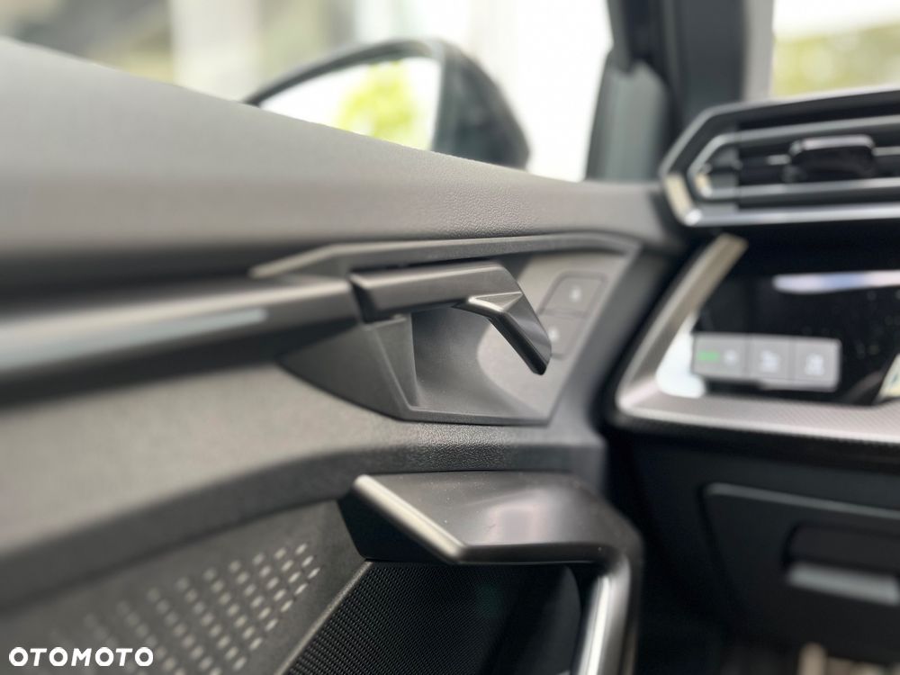 Audi RS3 Sportback - 22