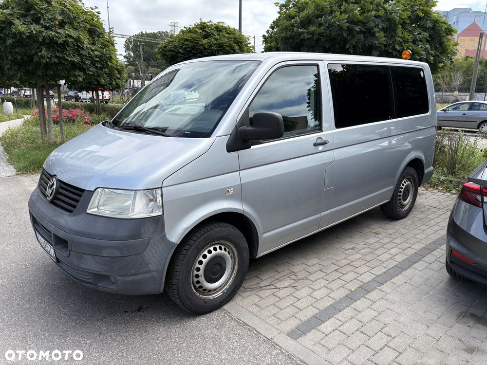 Volkswagen Transporter - 4
