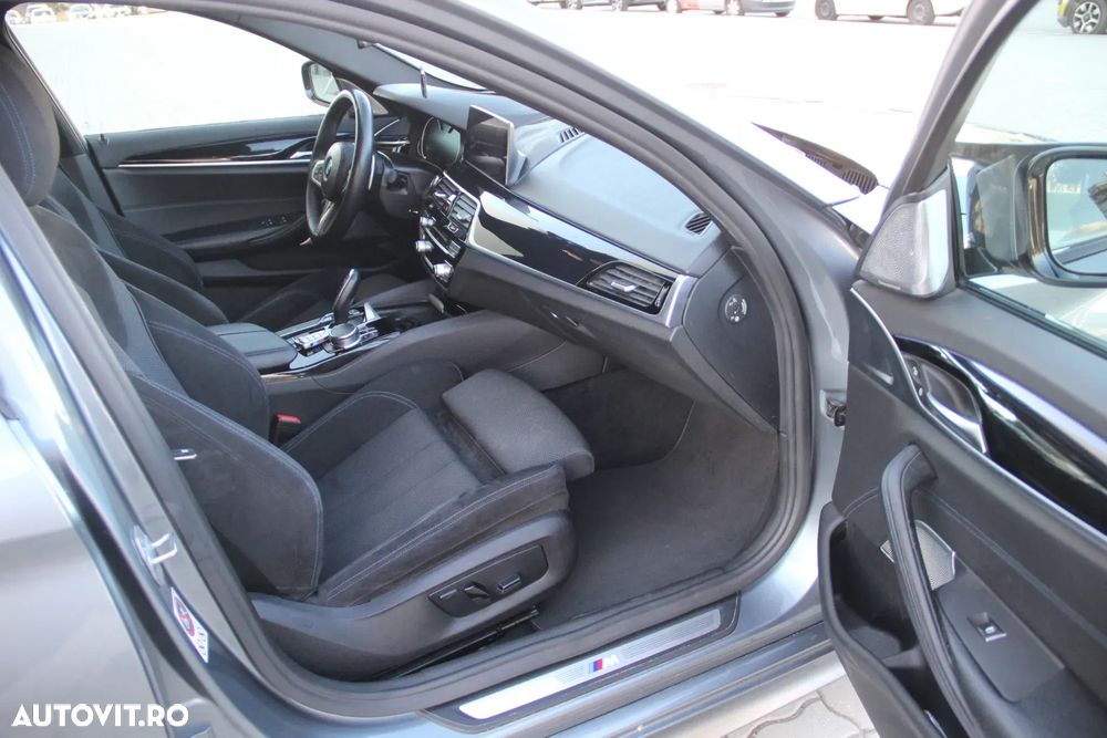 BMW Seria 5 530d xDrive Aut. Sport Line - 12